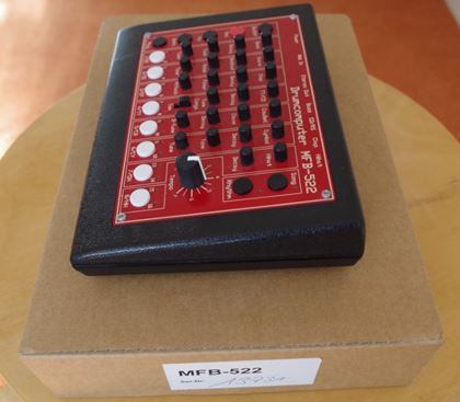 MFB-MFB-522 808-inspired drum machine